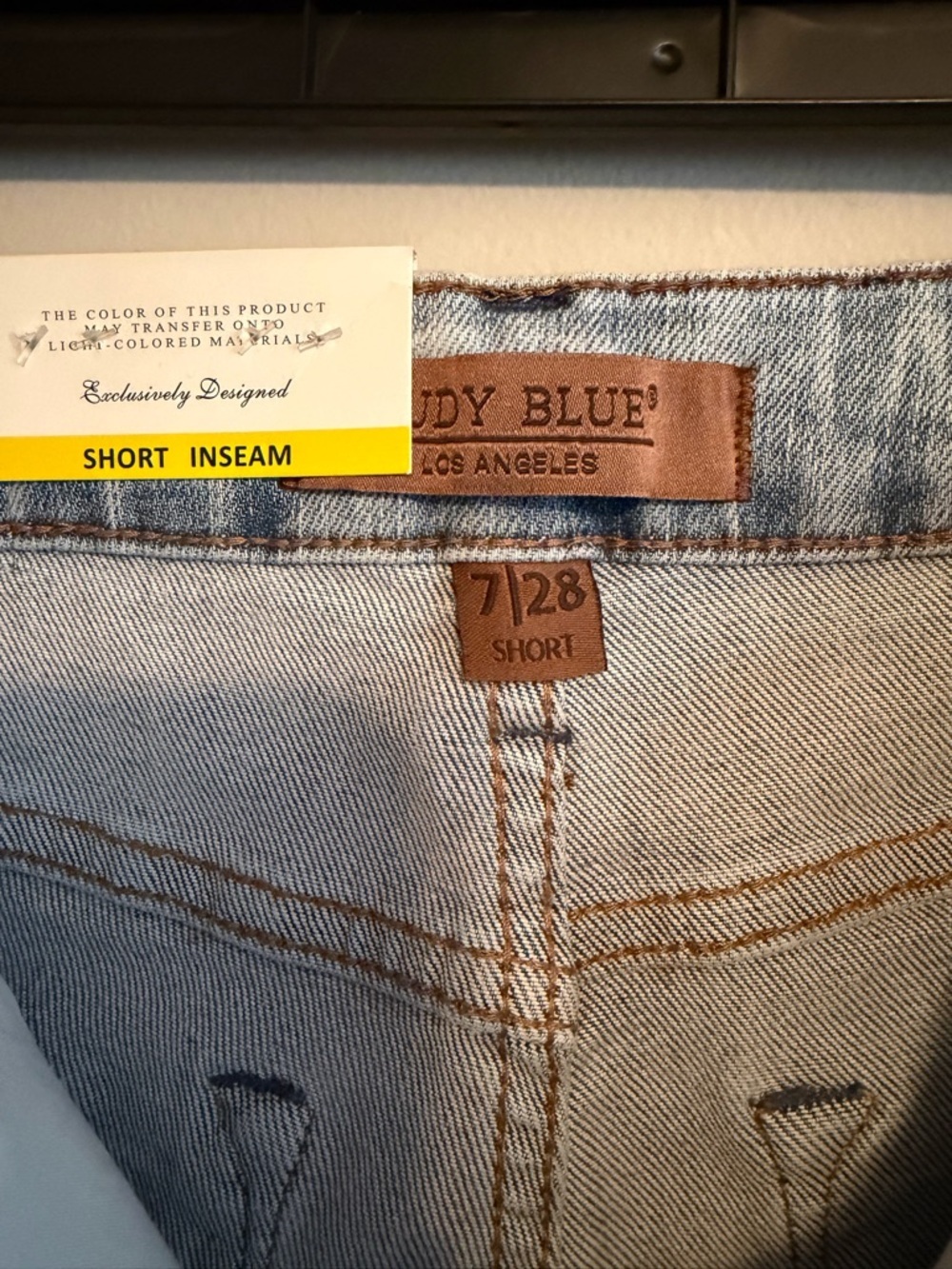 Judy Blue Light Wash Boot Cut Jeans NWT 7/28 30” inseam tummy control - Picture 4 of 16